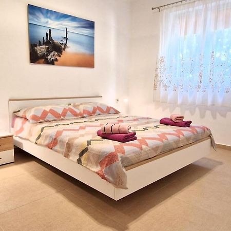 Apartment Katica Krk Town Zewnętrze zdjęcie