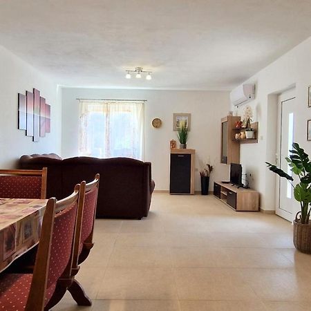 Apartment Katica Krk Town Zewnętrze zdjęcie