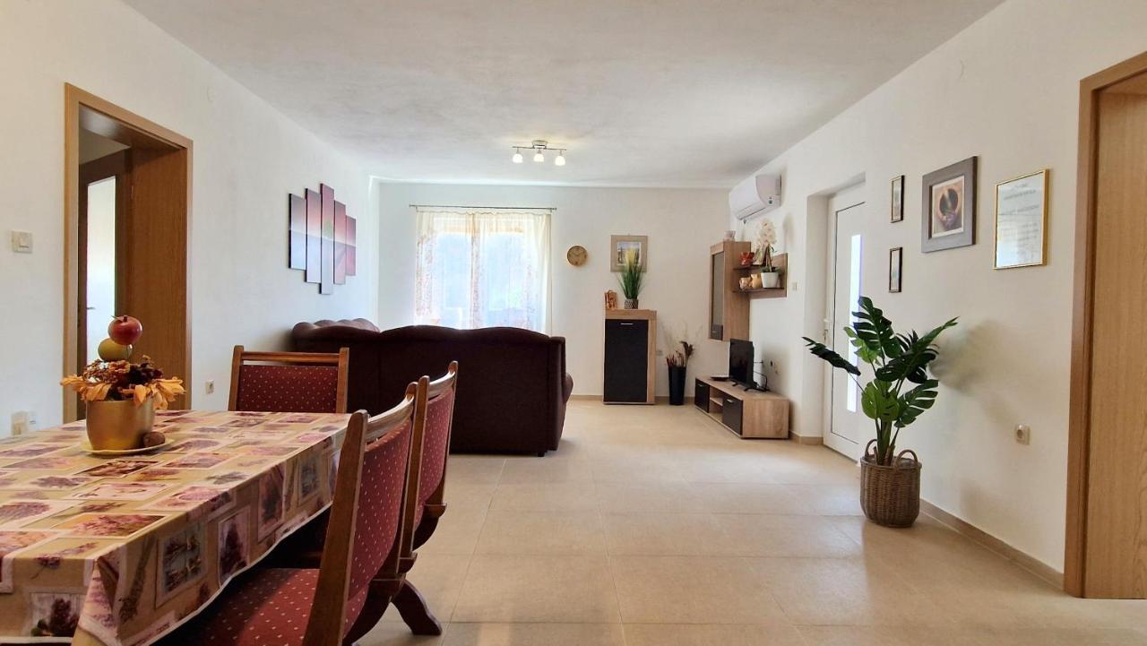 Apartment Katica Krk Town Zewnętrze zdjęcie