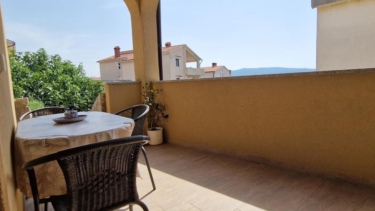 Apartment Katica Krk Town Zewnętrze zdjęcie